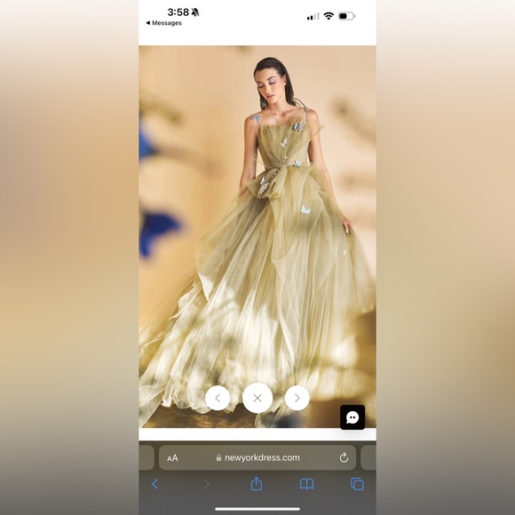 Selling this gorgeous Andre and Leo gown. Wore only once for a few hours shoot. - Picture 4 of 6